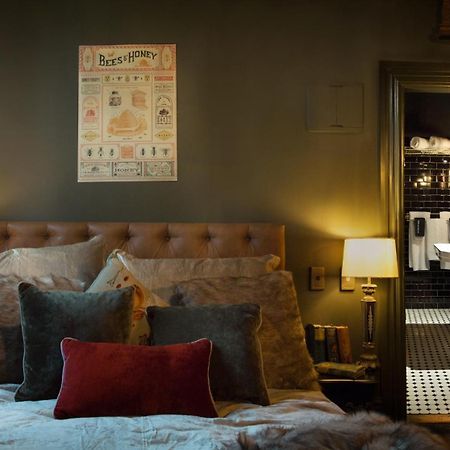 The Royal Hotel Featherston - Boutique Hotel Экстерьер фото