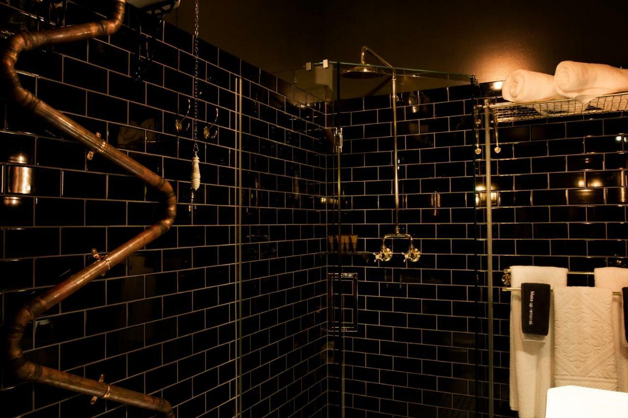 The Royal Hotel Featherston - Boutique Hotel Экстерьер фото