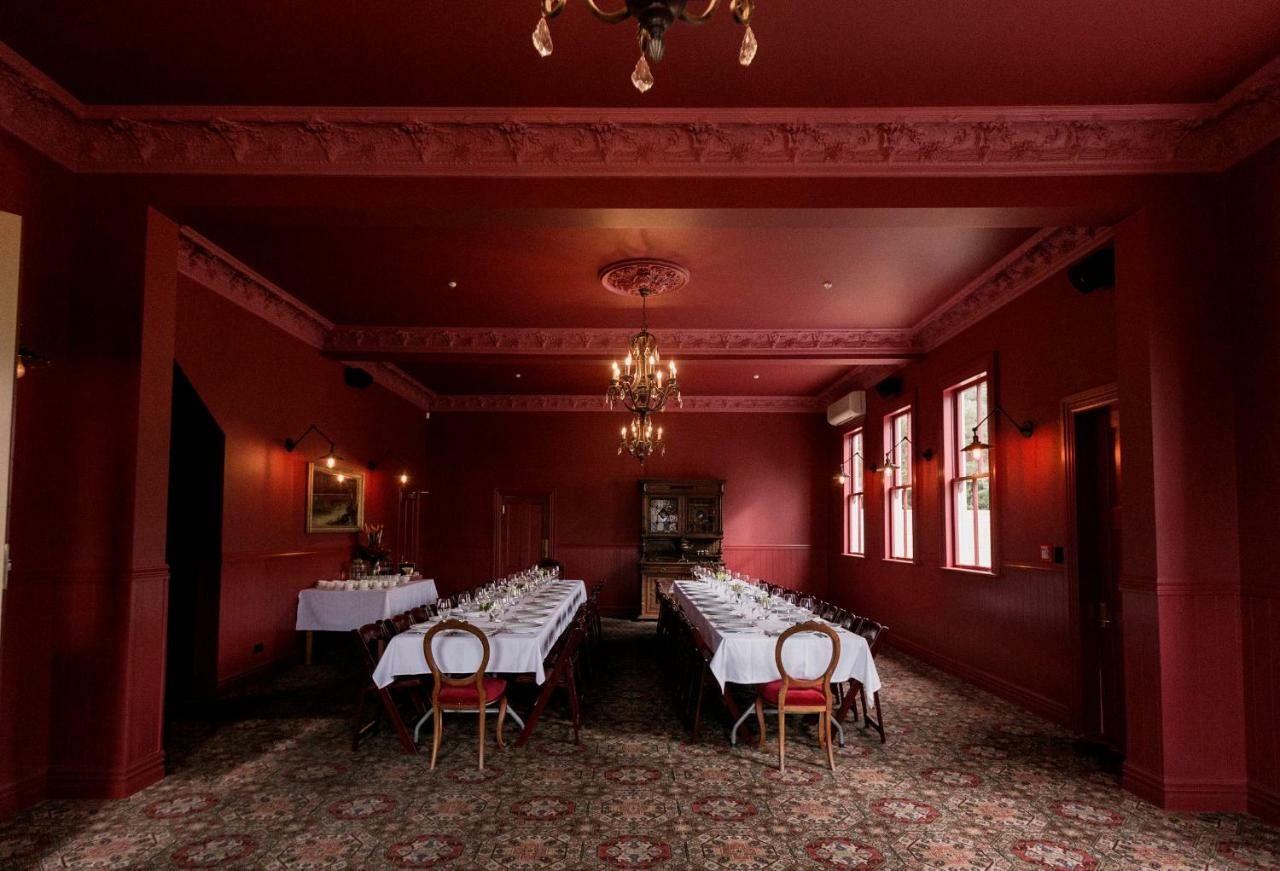 The Royal Hotel Featherston - Boutique Hotel Экстерьер фото