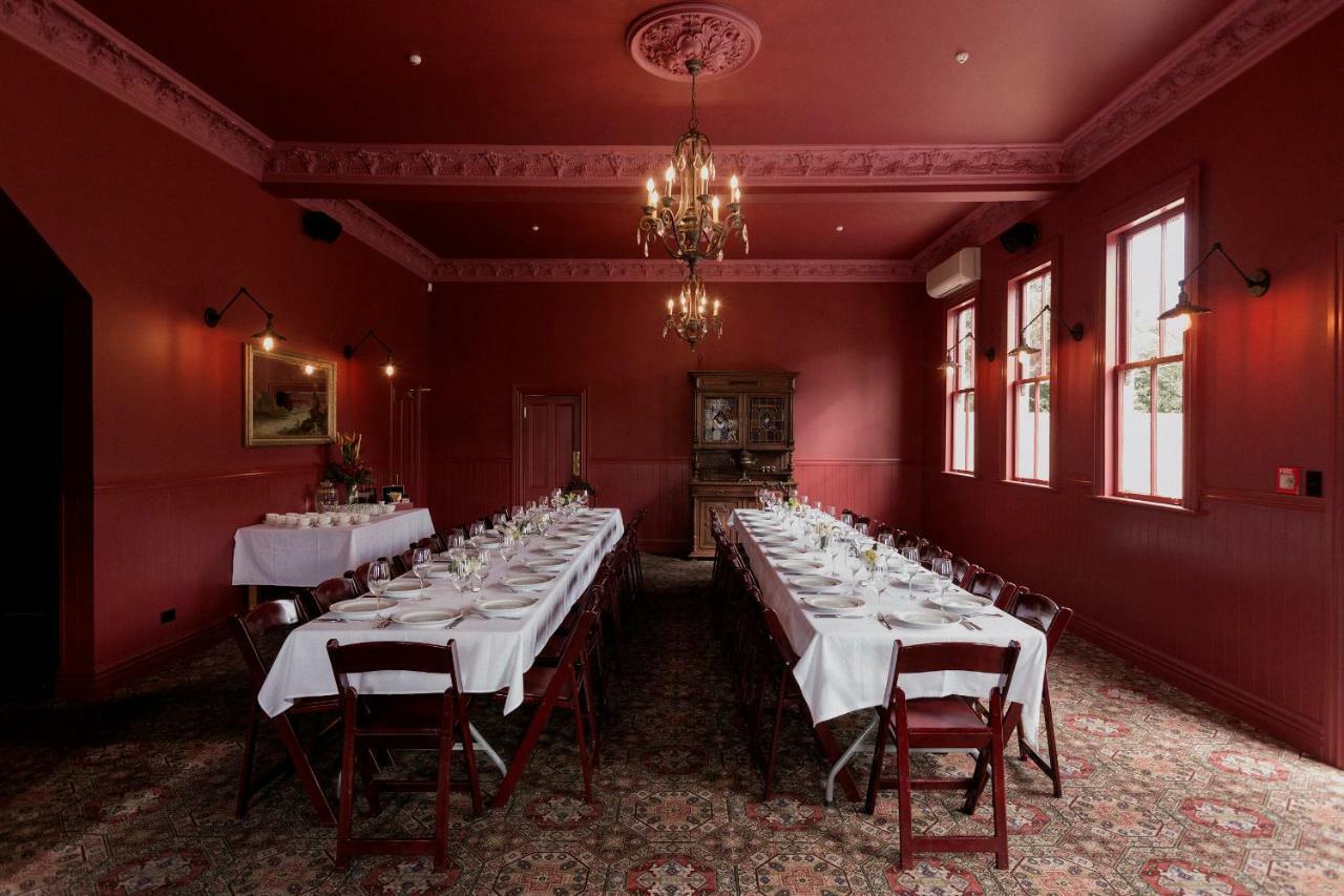 The Royal Hotel Featherston - Boutique Hotel Экстерьер фото